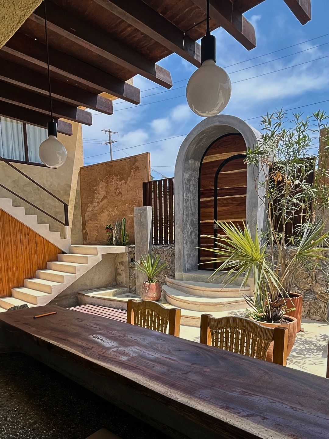 Interior de Casa Nativa con diseño oaxaqueño